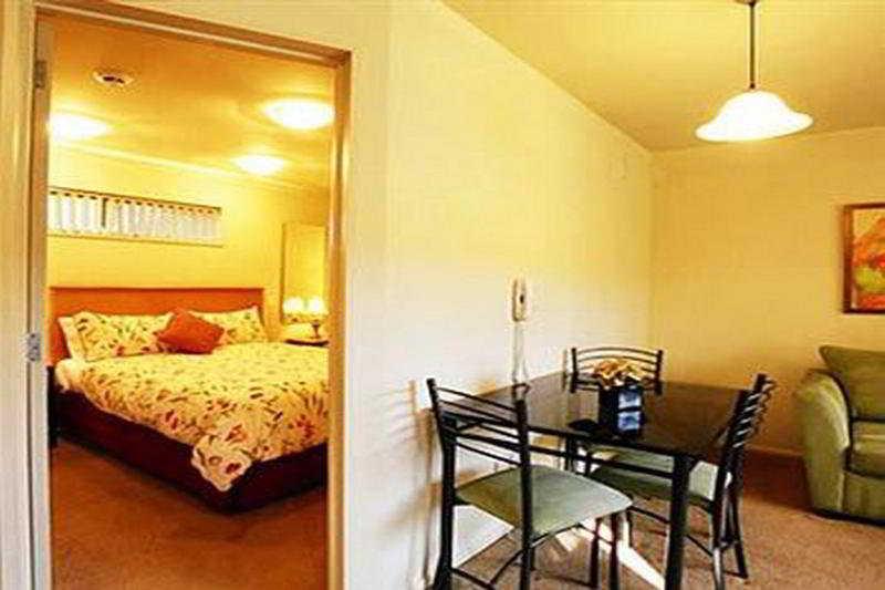 Terra Vive Suites & Apartments Christchurch Extérieur photo