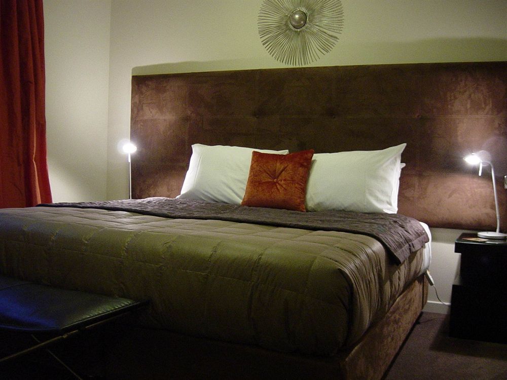 Terra Vive Suites & Apartments Christchurch Extérieur photo